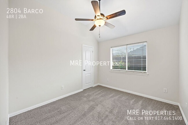 Building Photo - 2804 Barco