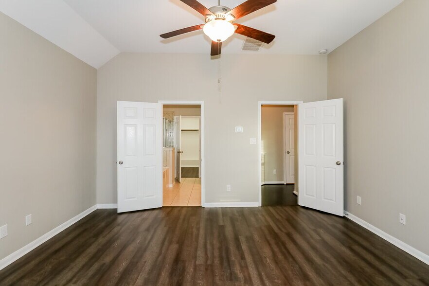 Building Photo - 18746 Majestic Vista Ln