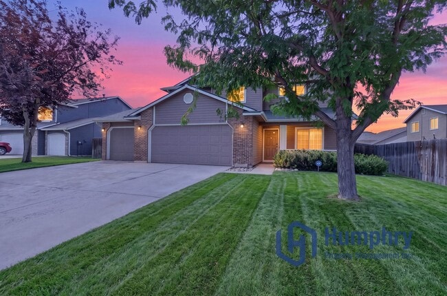 Building Photo - 2243 N Cougar Way