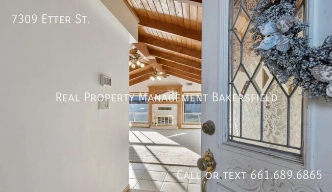 Building Photo - 7309 Etter St