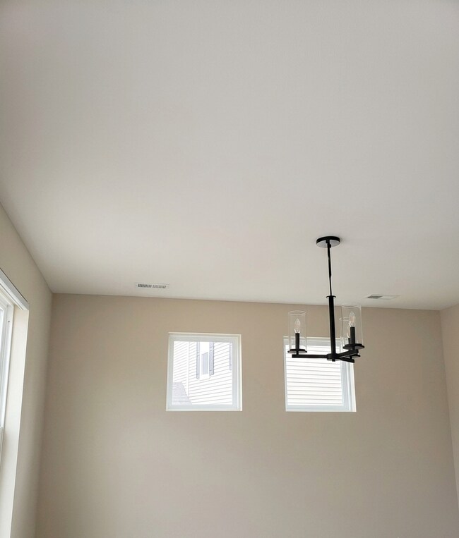 Building Photo - 304 Gray Fox Ct