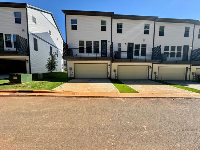 Building Photo - Beautiful, New Construction, 3-Story, 4BR/...