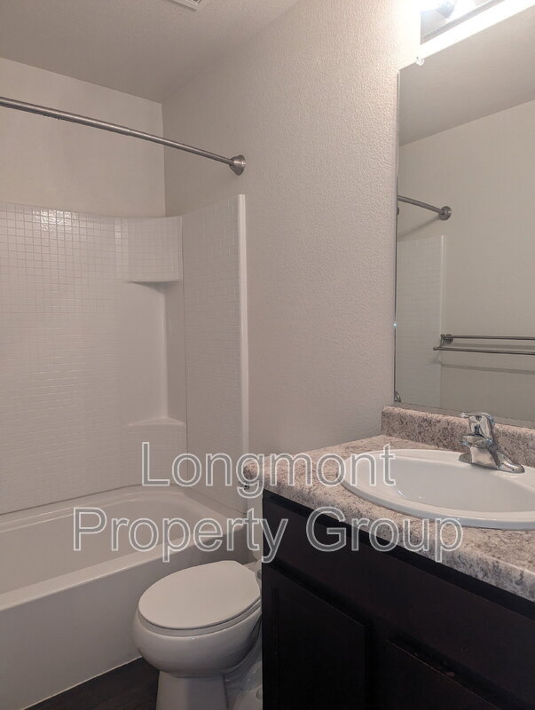 Building Photo - 1518 Sepia Ave