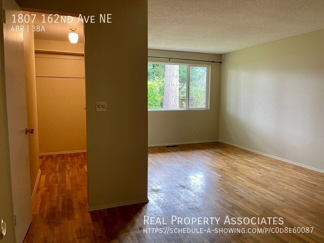 Building Photo - 1807 162nd Ave NE