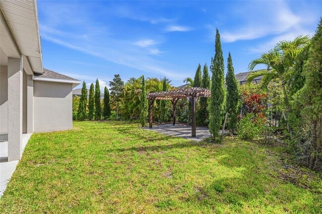 Building Photo - 5925 Silver Sun Dr