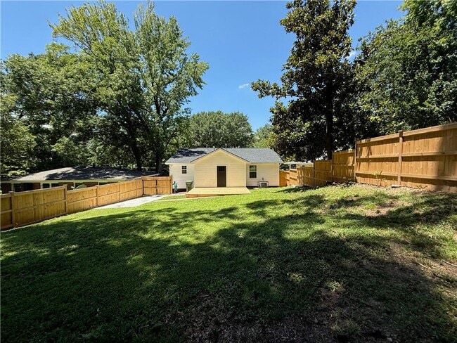 Building Photo - 161 Stanhope Cir NW