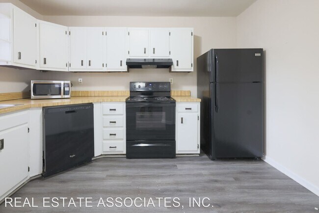 Building Photo - 3 br, 2 bath House - 5510 McCormick Road