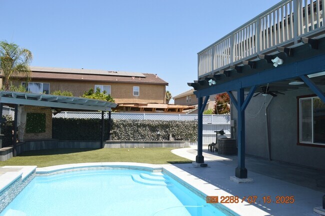 Building Photo - 249 Damara Ct