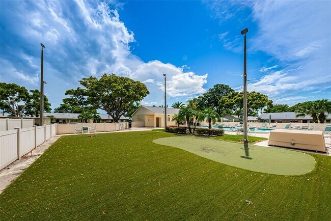 Building Photo - 2465 Northside Dr