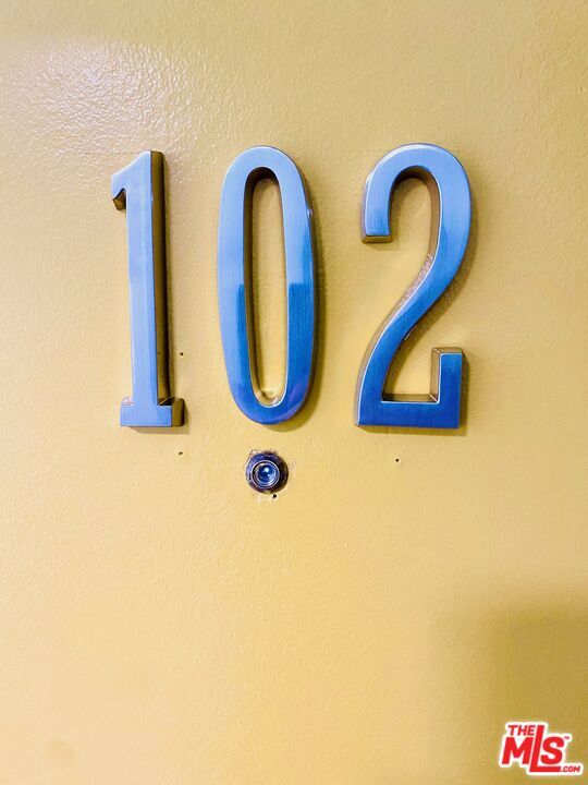 Building Photo - 1833 Normandie Ave