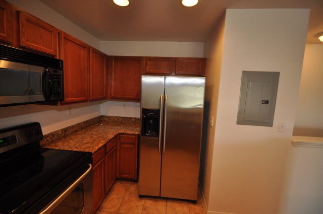 Building Photo - 4600 E Moody Blvd