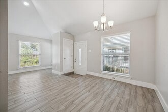 Building Photo - 2320 Peppermill Rd