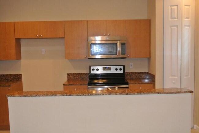 Building Photo - 7399 Briella Dr