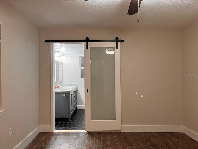 Building Photo - 14715 Bayonne Rd