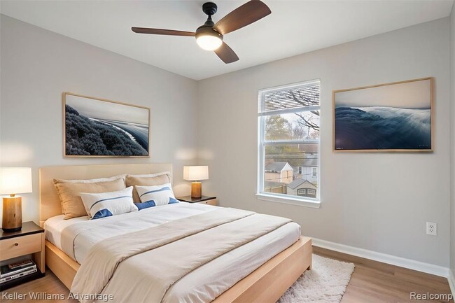 Building Photo - 33533 Rhonswood St