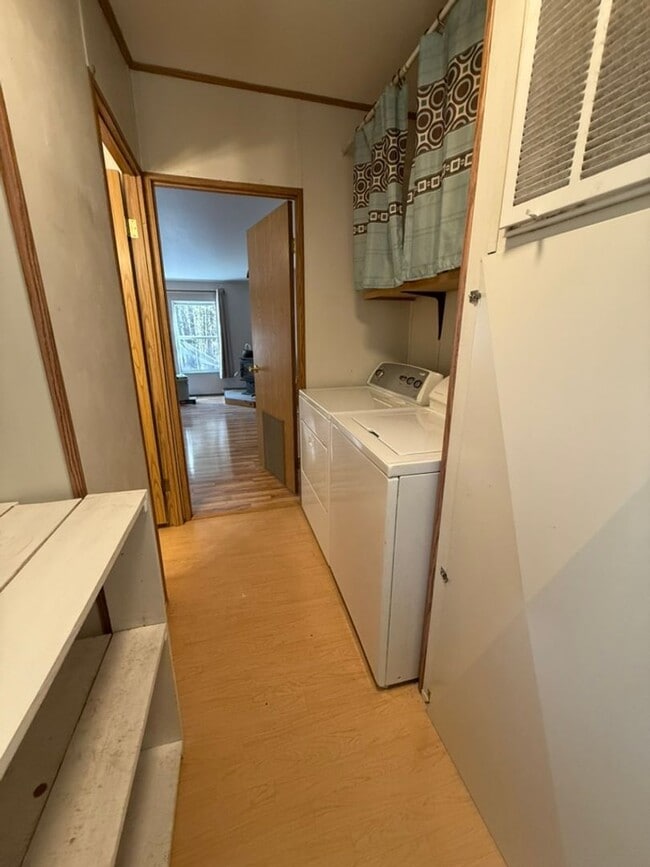 Building Photo - Peaceful 2-Bedroom with Den Home on Over a...