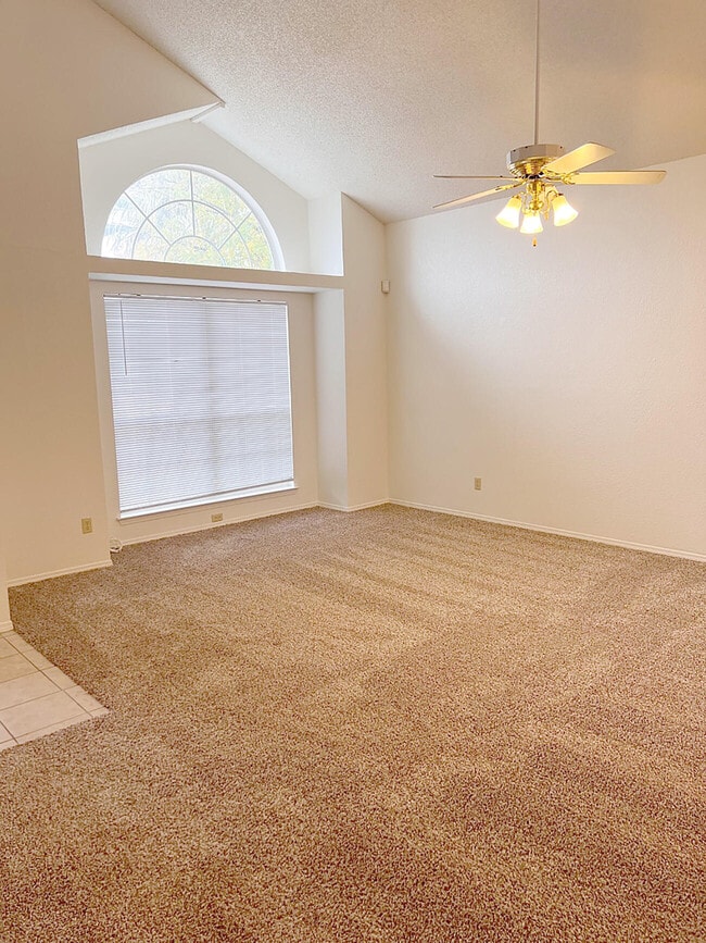 Building Photo - 7125 Tierra Taos Dr