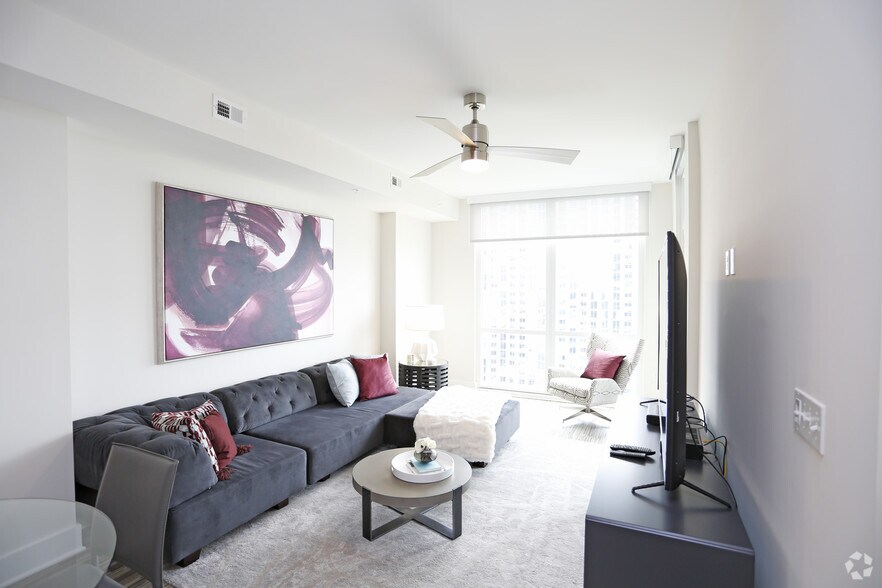 Ascent Uptown 225 S Poplar St Charlotte NC 28202 Apartment Finder