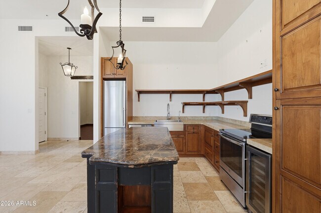 Building Photo - 25555 N Windy Walk Dr