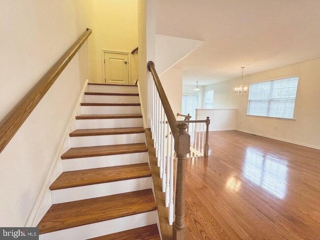 Building Photo - 425 Williamson Ct