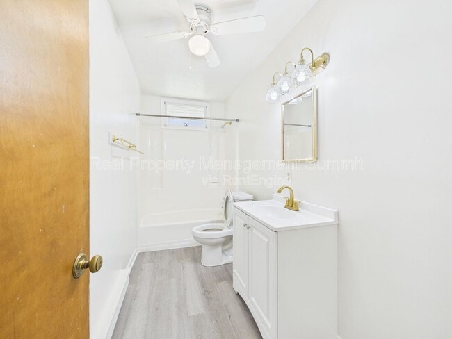 Building Photo - 530 Highland Ave