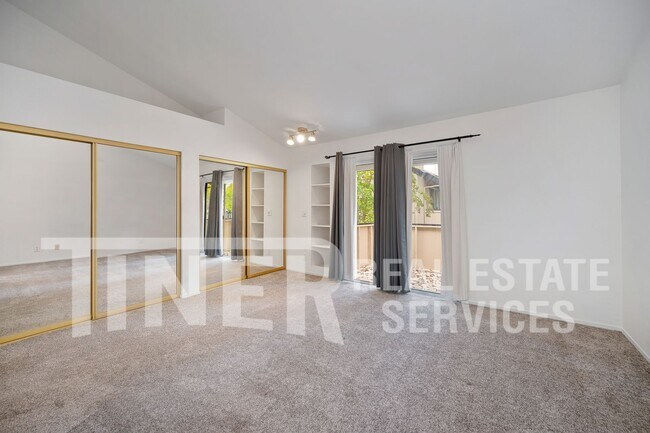 Building Photo - 9118 Madison Green Ln