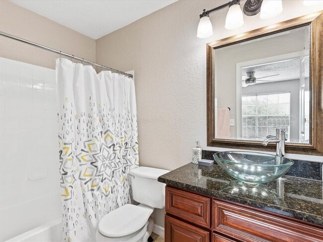 Building Photo - 2550 N Alafaya Trail