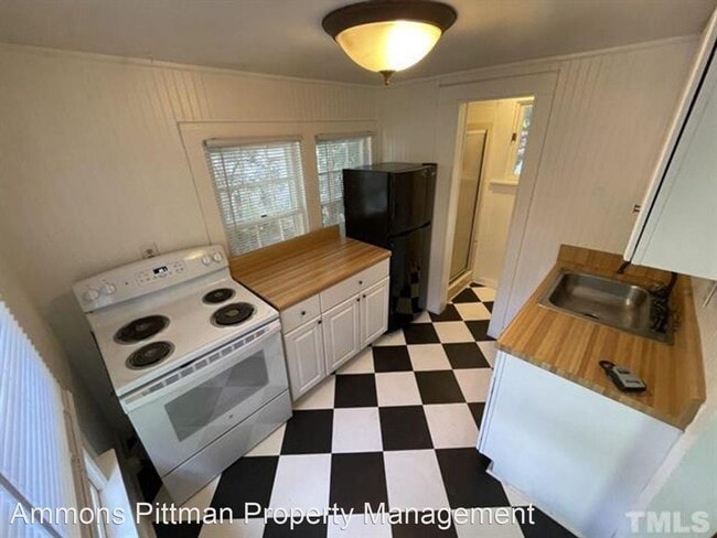 Building Photo - 1 br, 1 bath House - 1617 B Sunrise Ave