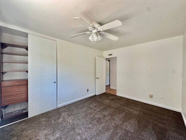 Building Photo - Renovated Entertainers Dream W/ Pool In Poway