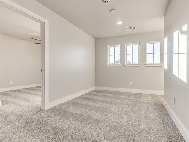Building Photo - 4308 Luke Ln