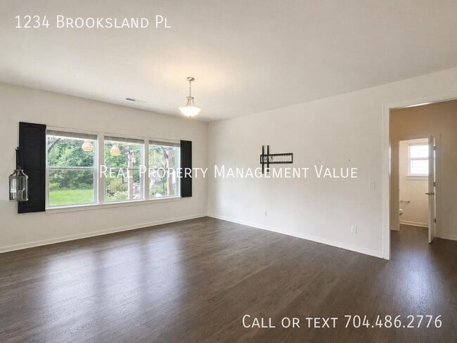 Building Photo - 1234 Brooksland Pl