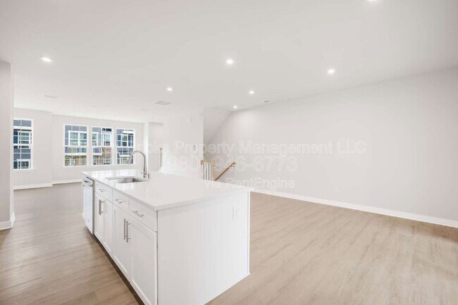 Building Photo - 513 Bailey Mls Dr