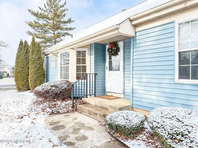 Building Photo - 167E Concordia Cir