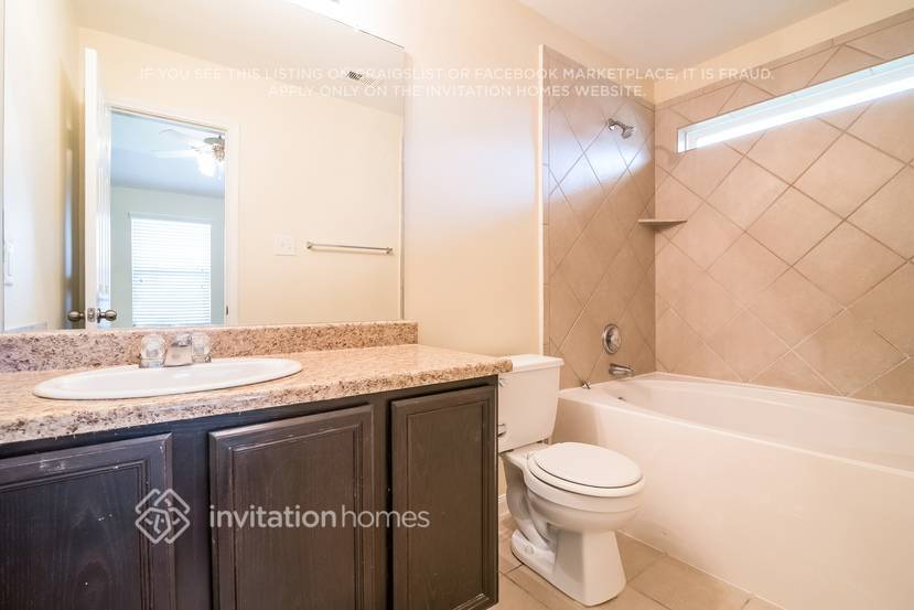 Building Photo - 5919 Deep S Dr
