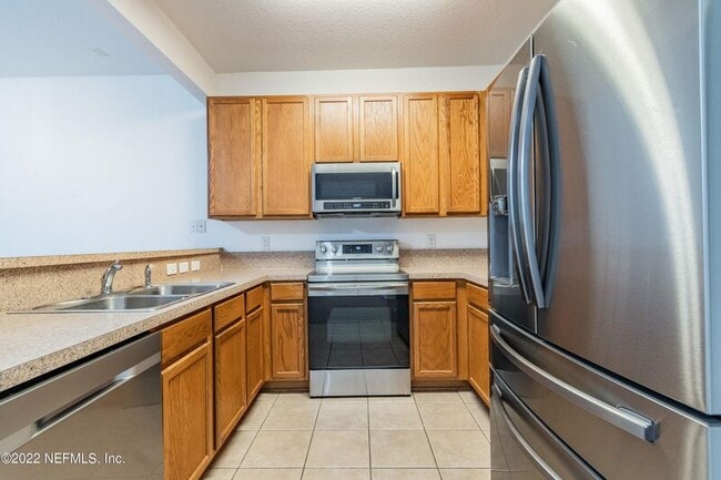 Building Photo - 5737 Parkstone Crossing Dr