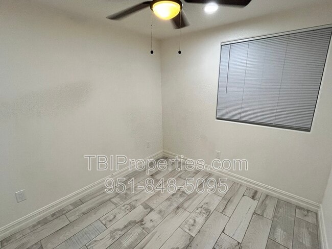 Building Photo - 5063 Pearblossom Dr