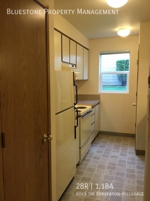 Building Photo - 6045 SW Beaverton-Hillsdale-