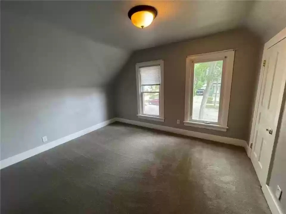 Second floor Bedroom 1 - 125 10th Ave SE