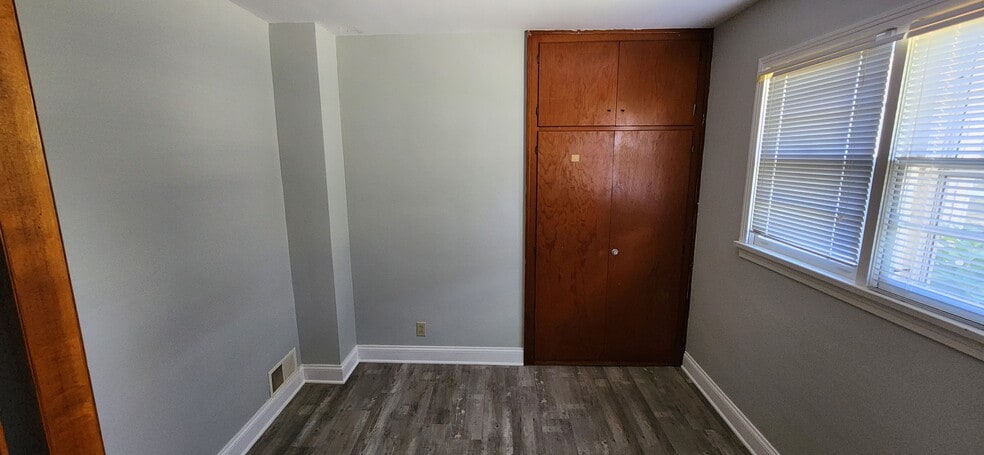 Building Photo - 3533 N Buffalo St