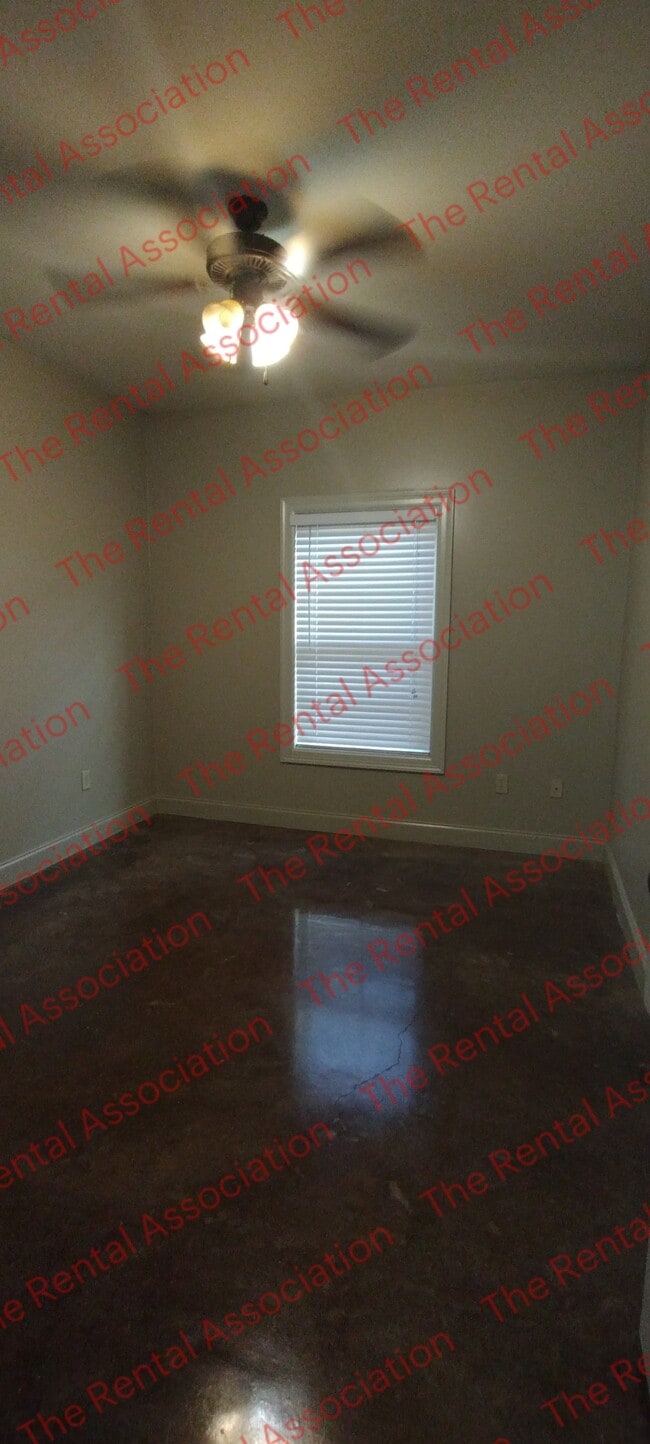 Building Photo - 2120 Old Sterlington Rd