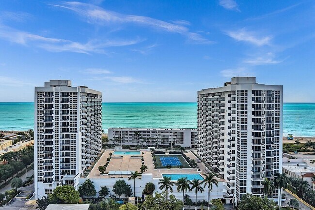 Building Photo - 525 N Ocean Blvd