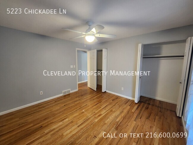 Building Photo - 5223 Chickadee Ln