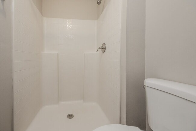 Building Photo - 11737 Pethrick Dr