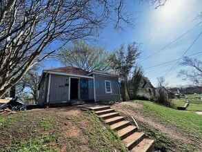 Building Photo - 4024 Myrtle St