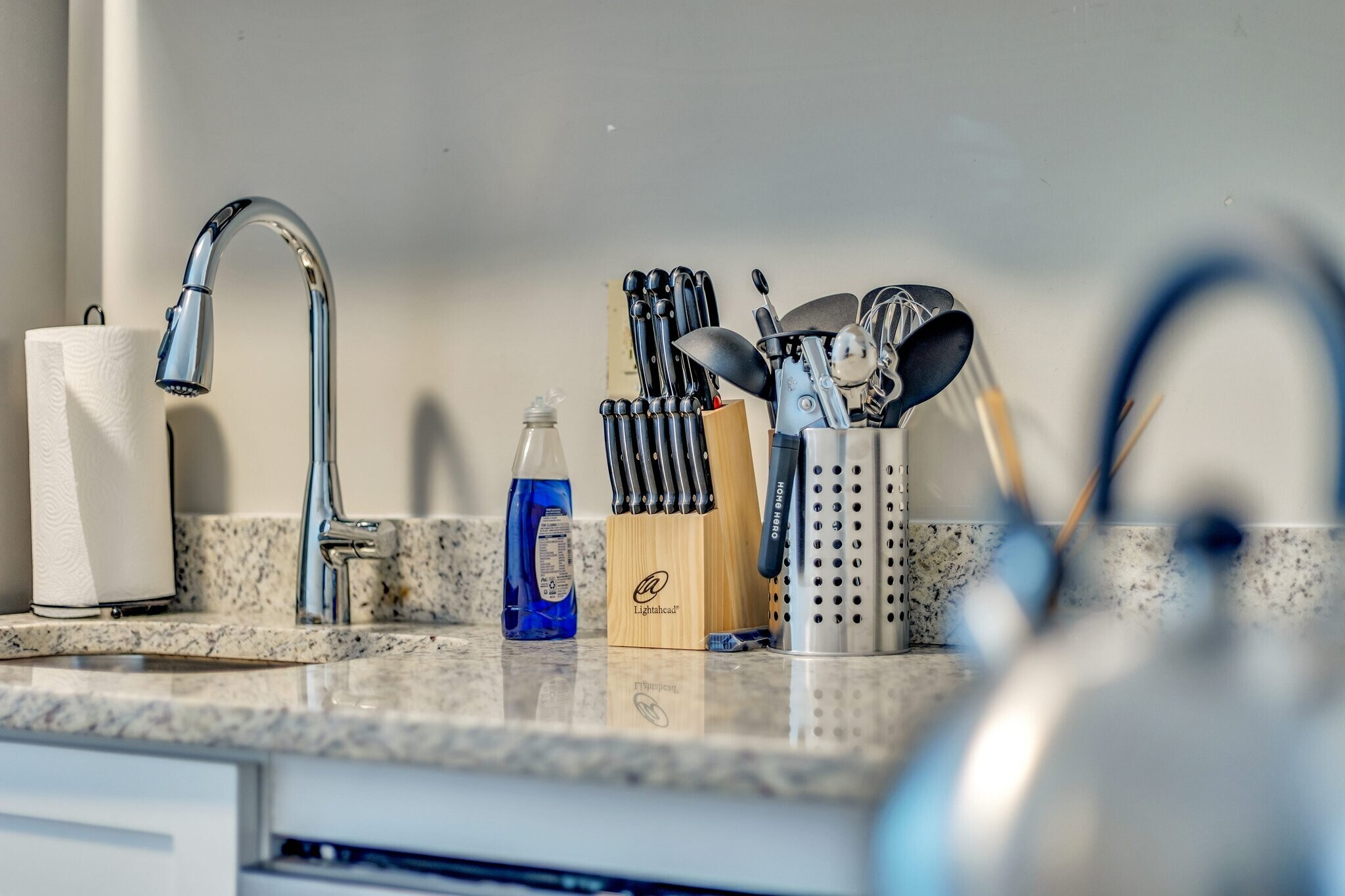 Building Photo - 1329 Walker Ave