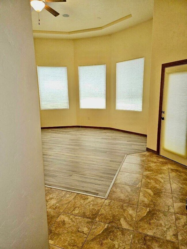 Building Photo - 2184 Sedona Hills Pkwy