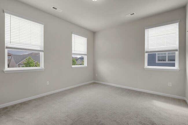 Building Photo - 23895 E Rocky Top Pl