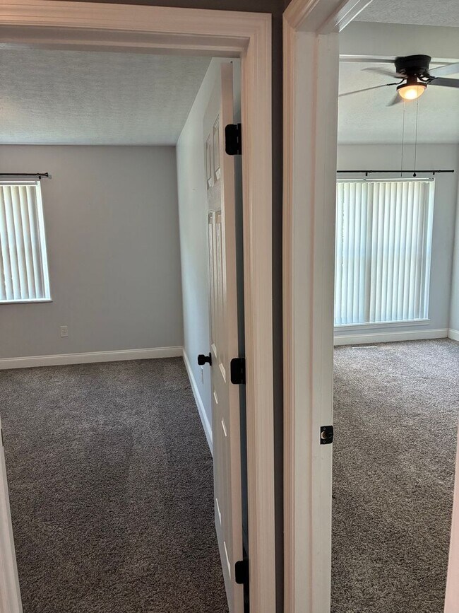 Building Photo - 964 Timberwood Dr
