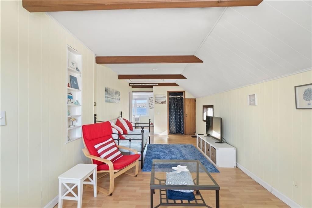 Building Photo - 15 Cedar Ave