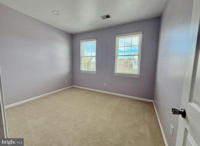 Building Photo - 12410 Iona Sound Dr